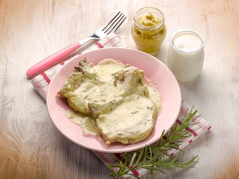 Steak in a Mustard-Herbs Creamy Sauce