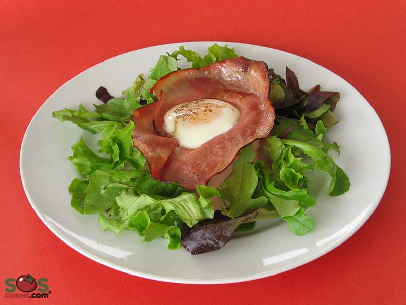 Oeufs en coupe de jambon