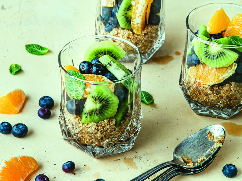 Insalata di quinoa e frutta