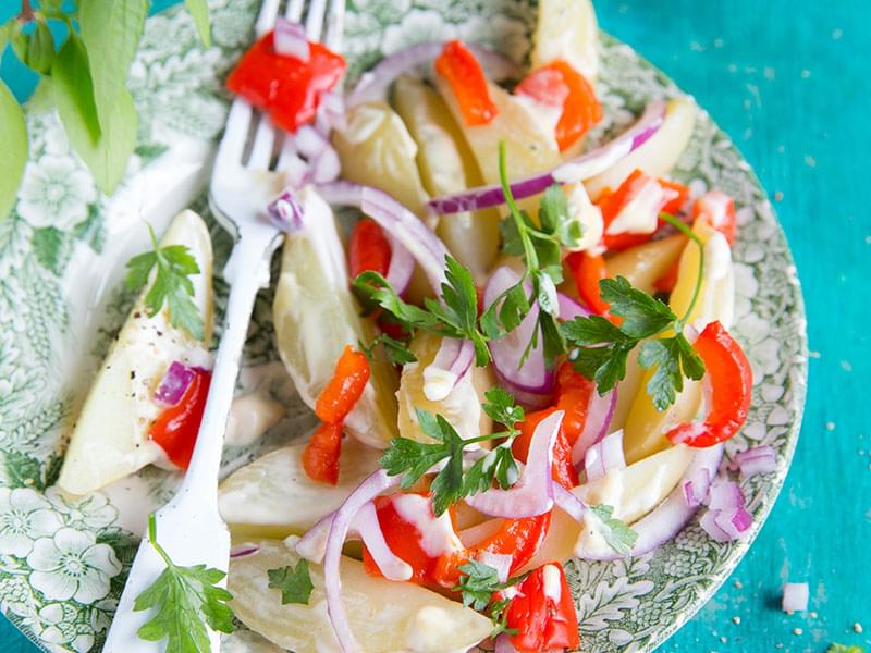 Salade de pommes de terre et poivrons rôtis