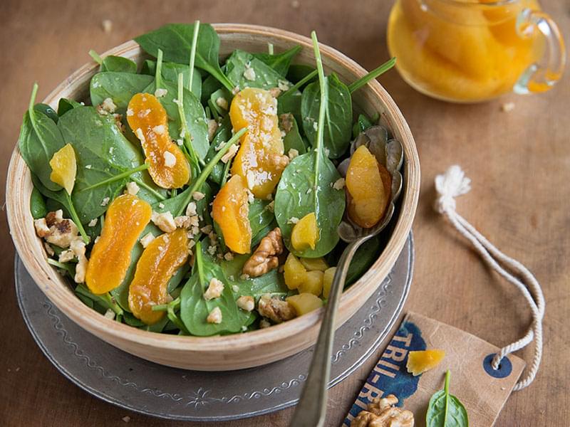 Spinach Salad with Apricots