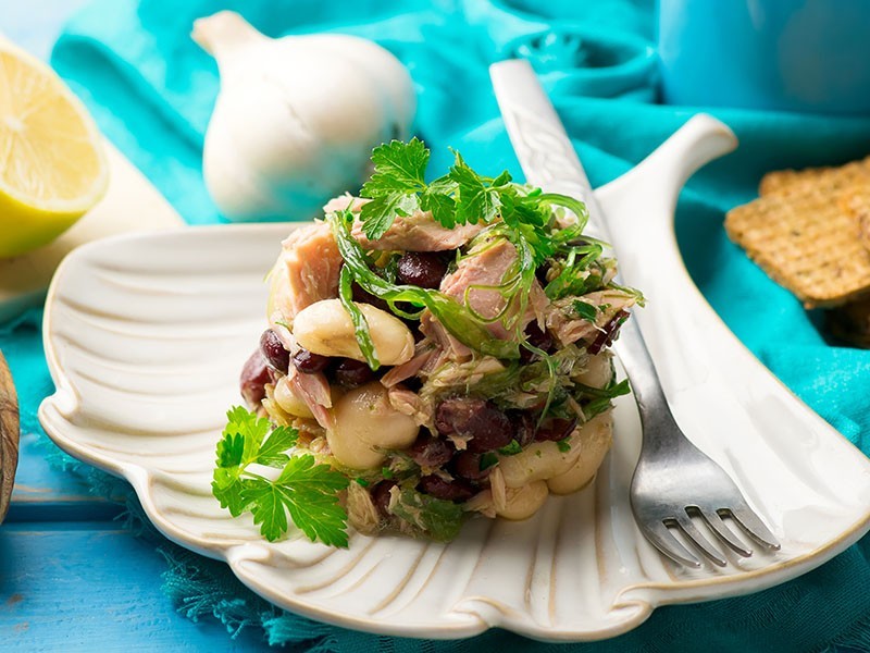 Tuna, Seaweed, and Mixed Legume Salad