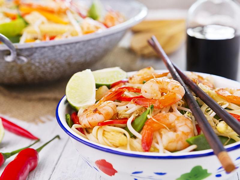 Sauté di gamberetti e verdure con riso