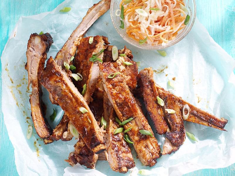 Costine di maiale alle cinque spezie