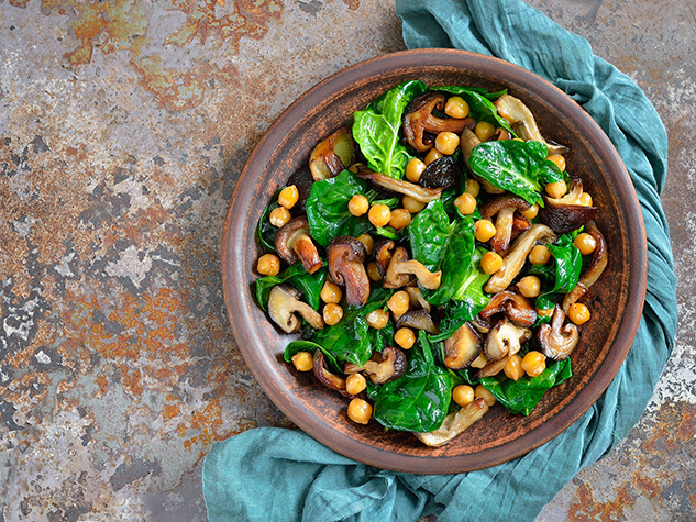 Salade chaude aux pois chiches et champignons