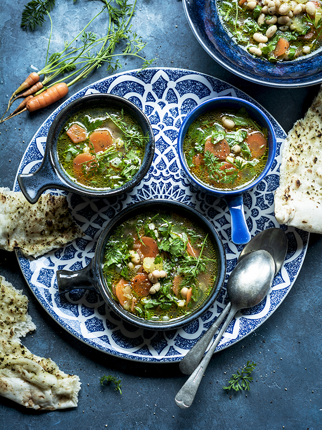 Zuppa di carote con i ciuffi