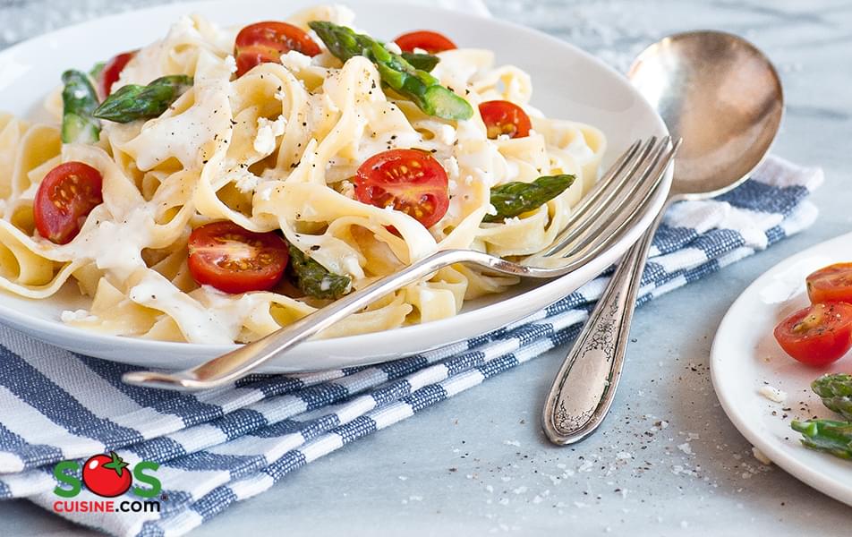 Fettuccine with Asparagus