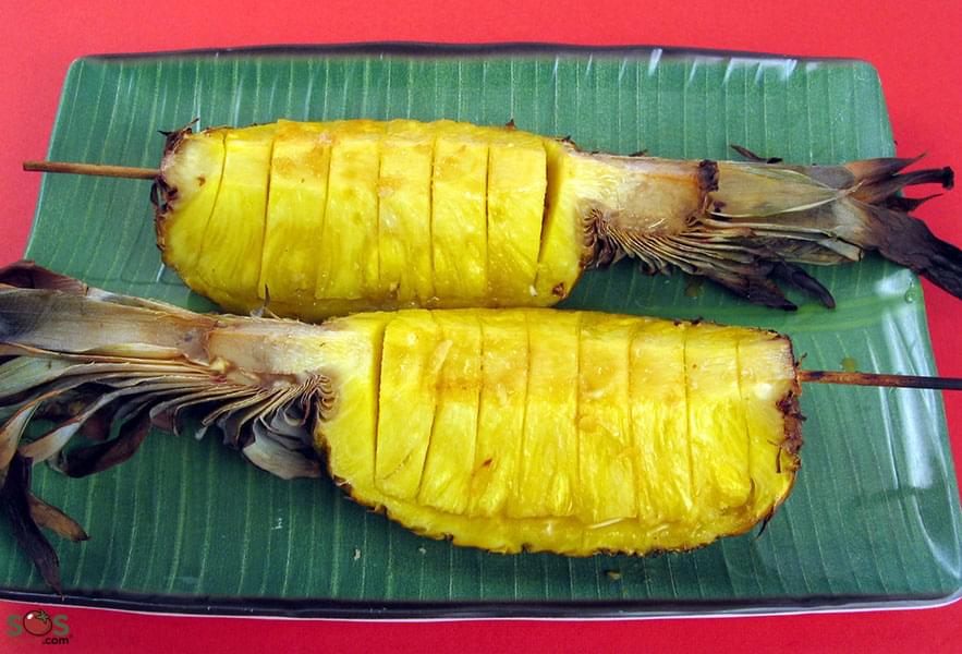 Ananas glassato al rum