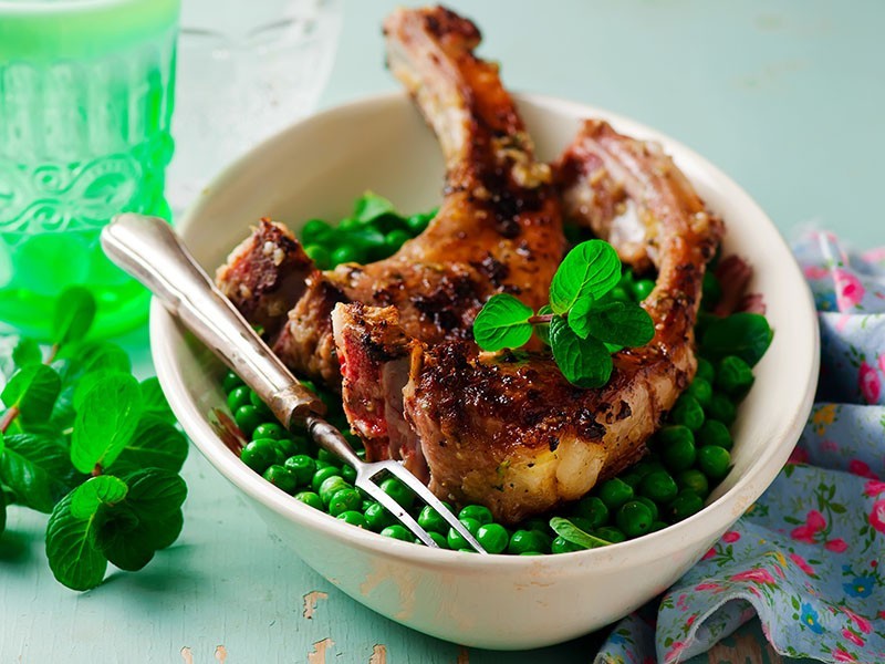 Costolette d'agnello marinate alla menta